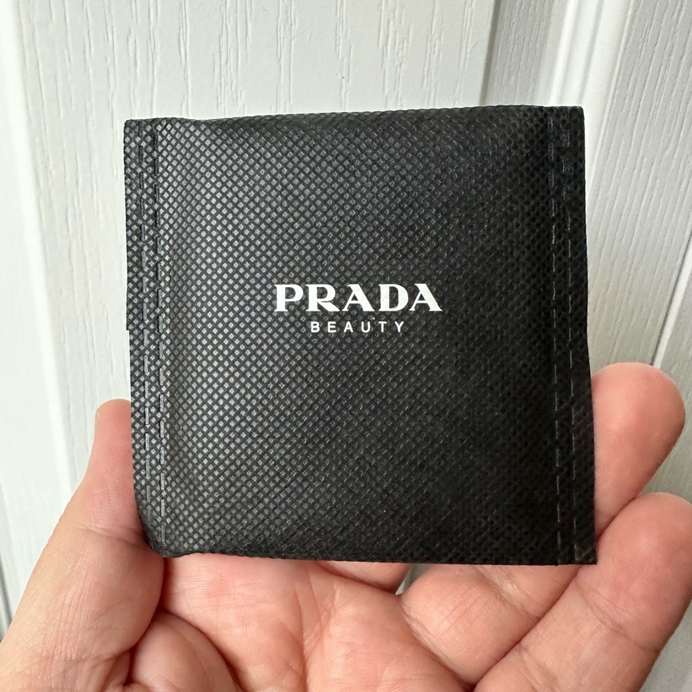 Prada Pink and Light Green Enamel Key & Card Holder Charms with Gold Hardware - Picture 3 of 4